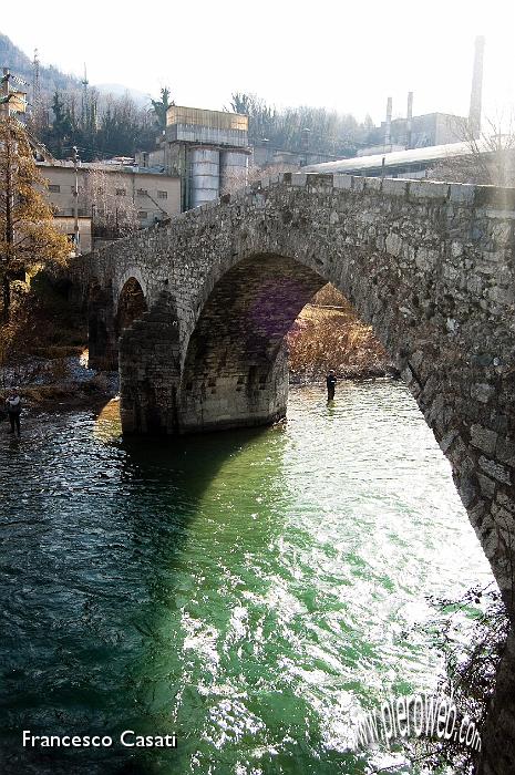 011 Antico ponte sul Serio ad Albino.jpg